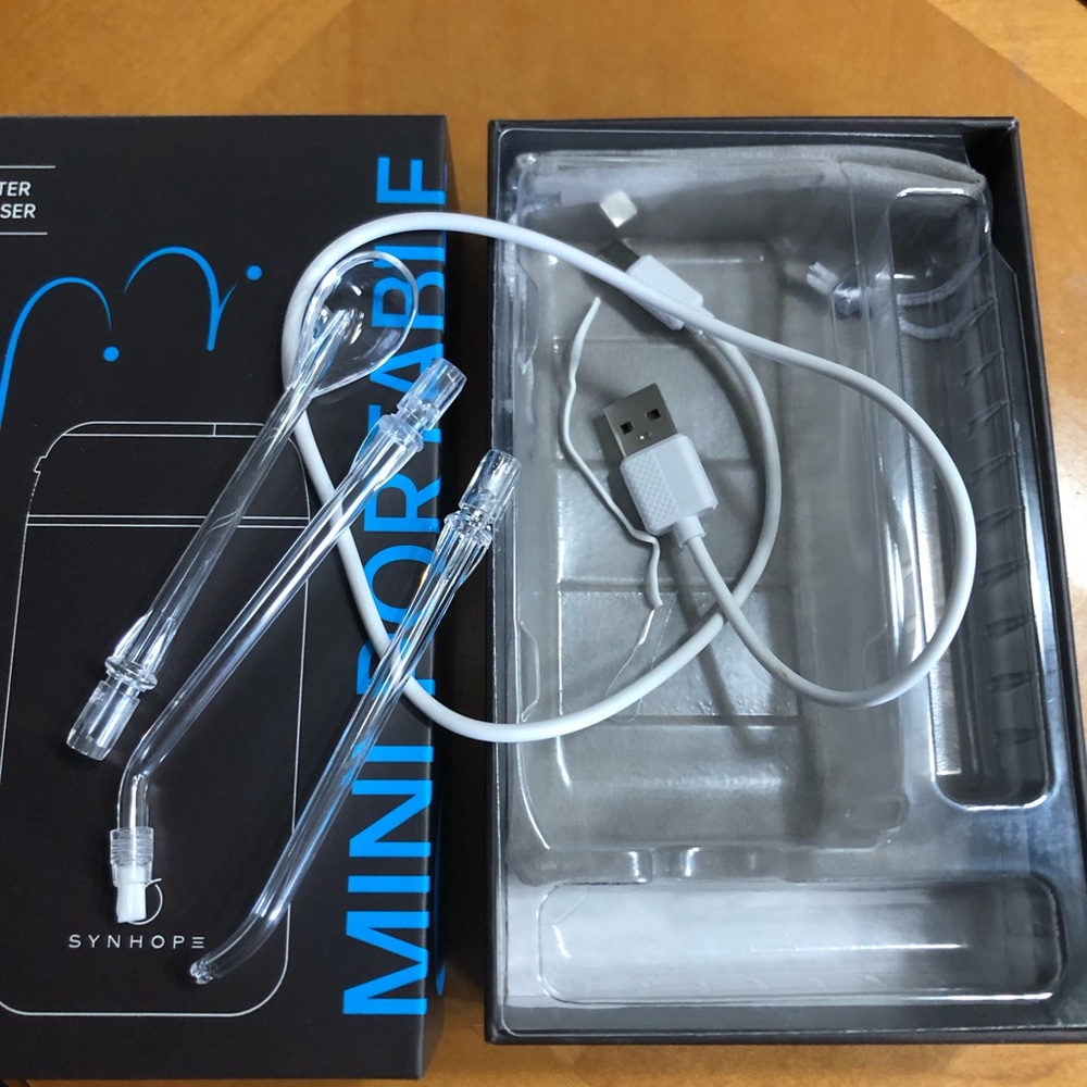 Mini Portable/Travel Water Flosser - Picture 5 of 5